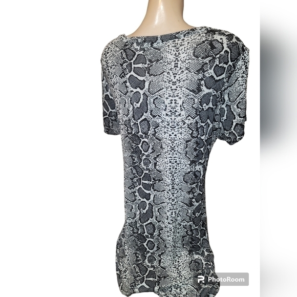 Pretty Little Thing Snake Print Mini Dress - Picture 2 of 4